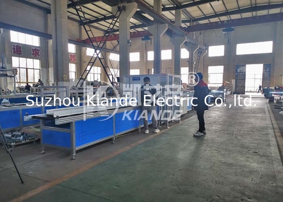 Automatic Busbar Equipment For Wrapping Film Over Busbuct Away From Dust